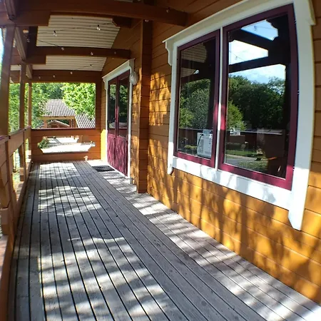 Des Bois - Piscine - Aire De Jeux - Draps * Mauroux (Lot)