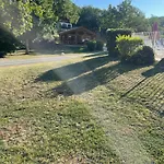 Chalet Des Bois - Piscine - Aire De Jeux - Draps *
