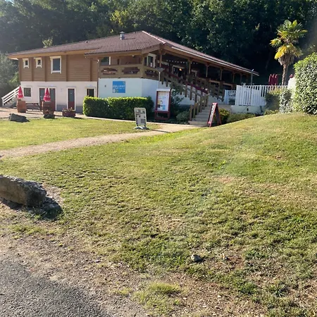 Chalet En Foret Piscine Aire De Jeux Draps